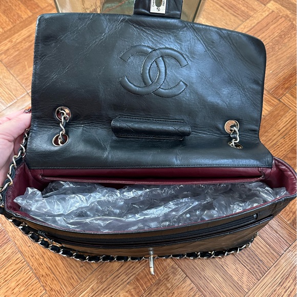 Vintage 1989 Chanel medium classic flap - Picture 8 of 16